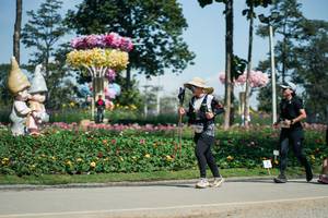 BIB: 
                            <button type="button" onclick="openModal(27617146)" class="btn btn-primary btn-sm float-right btn-popup" data-toggle="modal" data-target=".modal-high-quality">
                        <i class="fas fa-shopping-cart"></i> Add to Cart
                    </button>
                                            <button type="button" onclick="isThisMe(27617146, true)" class="btn btn-success btn-sm float-right btn-popup btn-isme hidden" data-toggle="tooltip" data-placement="bottom" title="นี่คือรูปของคุณใช่ไหม คลิกที่นี่เพื่อเอาเข้าอัลบั้ม">
                        <i class="fas fa-plus"></i> Add to album
                    </button>
                    <button type="button" onclick="isThisMe(27617146, false)" class="btn btn-warning btn-sm float-right btn-popup btn-isnotme hidden">
                        <i class="fas fa-ban"></i> Remove from album
                    </button>